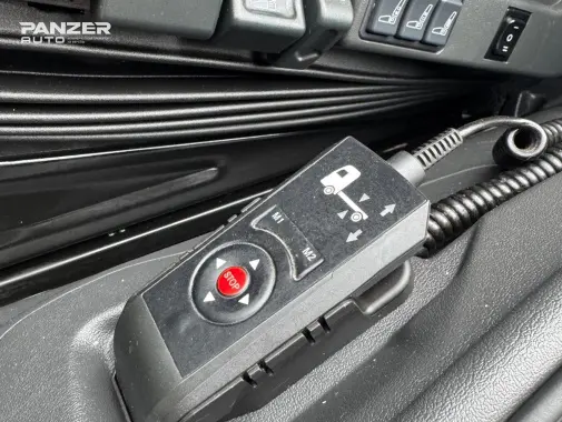 Грузовик Mercedes-Benz Atego 1224, 2016 год, промтоварный фургон 42 м3, гидролифт - фото 17
