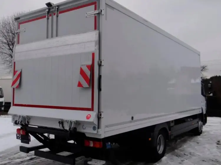 Рефрижератор Mercedes Atego 1218 L, 2016 год, 18 палет, ворота и гидроборт - фото 9