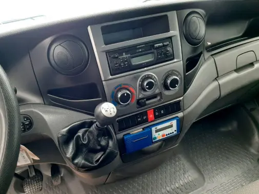 Рефрижератор Iveco Daily 35C13, спарка, автомат, 13 кубов, гидроборт, полная масса 3500 кг, без пробега по РФ - фото 5