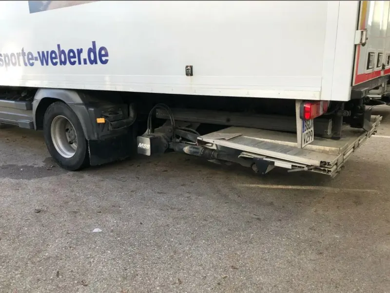 Грузовой фургон Mercedes Atego 1230, 2014 год | photo 1