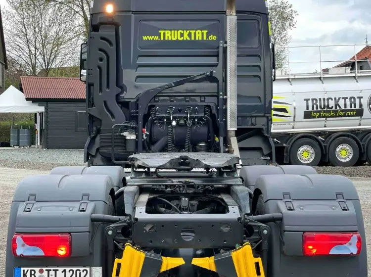 Тягач MAN TGX 33.510, 6х4, 01/2021 год, кабина XLX, пневмоподвеска, без пробега по РФ - фото-детальных 2