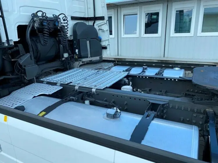 Тягач Volvo FH16 750, кабина XL, 2019 год, 4х2, 2 бака, без пробега по РФ - фото-детальных 2