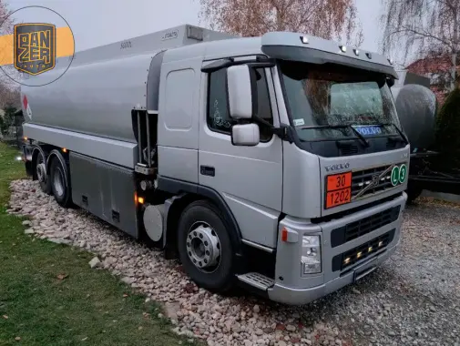Volvo FM 12.410, автоцистерна Krähe 13.3м3, насос 1000 л/мин, спальник, кондиционер, 2011 г.в. - фото