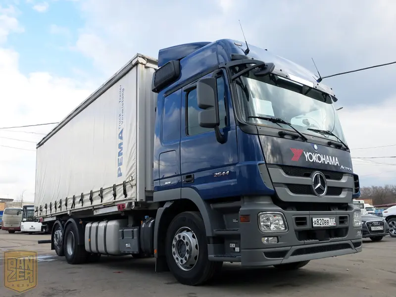 Грузовик тентованный Mercedes Actros 2544, 2011 год | photo 0