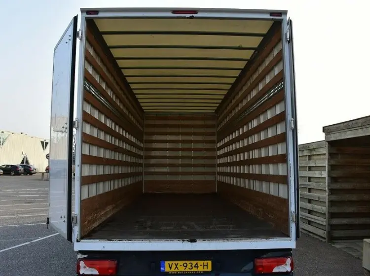 Mercedes Sprinter 516 CDI, 2016 год, фургон 6 метров, 29 м3, полная масса 3500 кг, без пробега по РФ - фото 2
