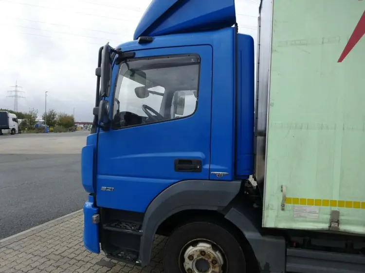 Mercedes Atego 821 L, 2014 год, штора 48 кубов с гидробортом, сдвижной верх, без пробега по РФ - фото 7