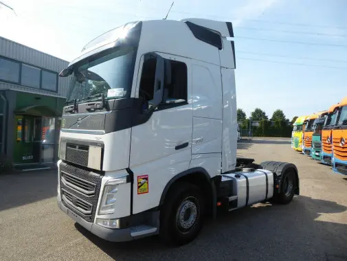 Тягач Volvo FH460, 4х2, 2016 год, 2 бака, 2 спальника, без пробега по РФ - фото-детальных 7