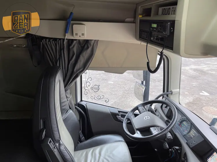 Тягач Volvo FH540, 2018 год, 6х4 с подъемной осью - фото-детальных 19