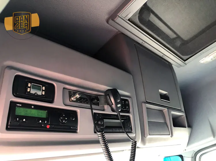 Mercedes-Benz Atego 1229, 2013 год, штора 51 м3, гидроборт, 2 спальника - фото 17