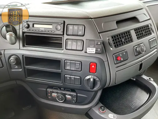 Контейнеровоз BDF DAF XF480 из Германии, 2018г, Super Space Cab, гидроборт - фото 5