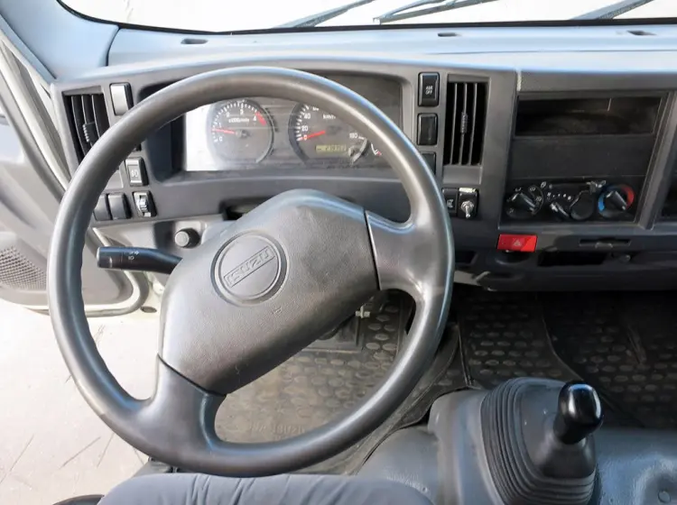 Isuzu NLR 85, 2010 г, фургон 13 кубов, категория В - фото 4