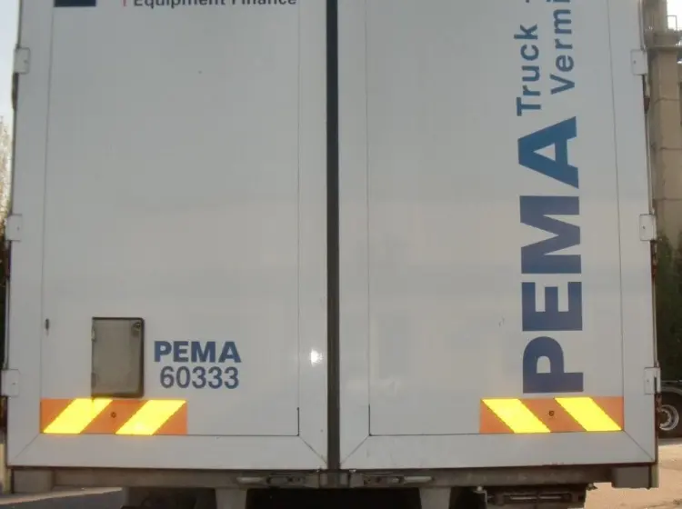 Mercedes Atego 1224 L, штора, ворота, все загрузки, без пробега по РФ - фото