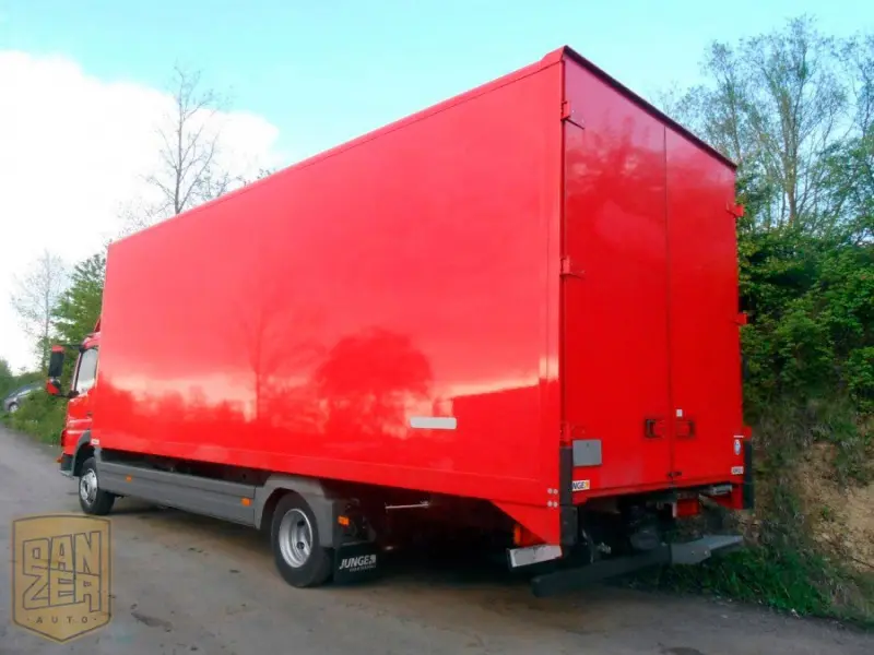 Грузовой фургон Mercedes Atego 818, 2010 год | 1