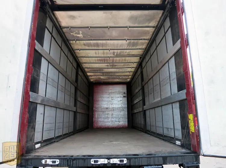 Mercedes-Benz Actros 1841 LL MegaSpace, 52м3 штора, 10-тонник - фото 10