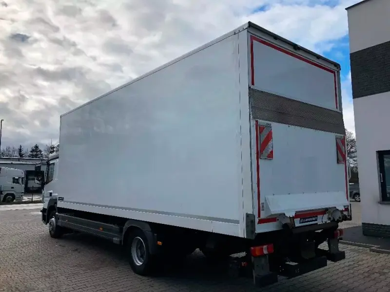 Грузовой фургон Mercedes Atego 1224, 2015 год | photo 1