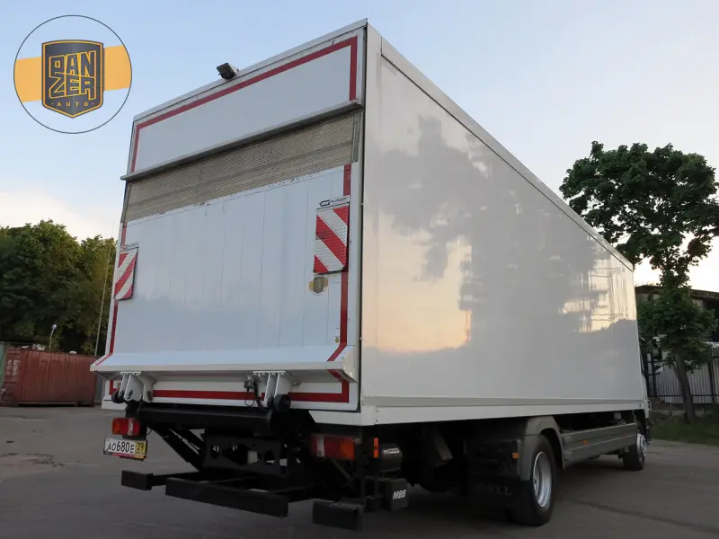 Грузовой фургон Mercedes Atego 1218, 2011 год | photo 1