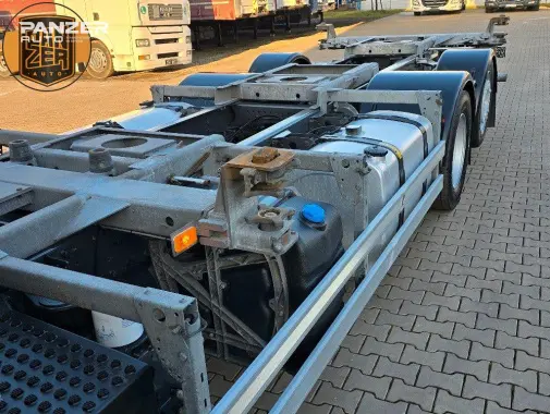 	Грузовик Volvo FH 500, 2021 год, 15 тонник, 6x2, автомобиль для перевозки контейнеров - фото 9