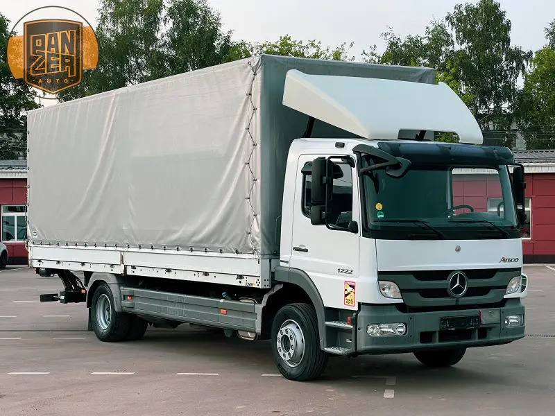 Грузовик тентованный Mercedes Atego 1222, 2013 год | photo 0