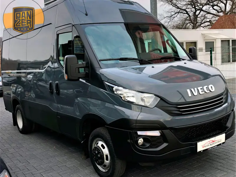 Цельнометаллический фургон Iveco Daily 35-210 C, 2018 год | photo 0
