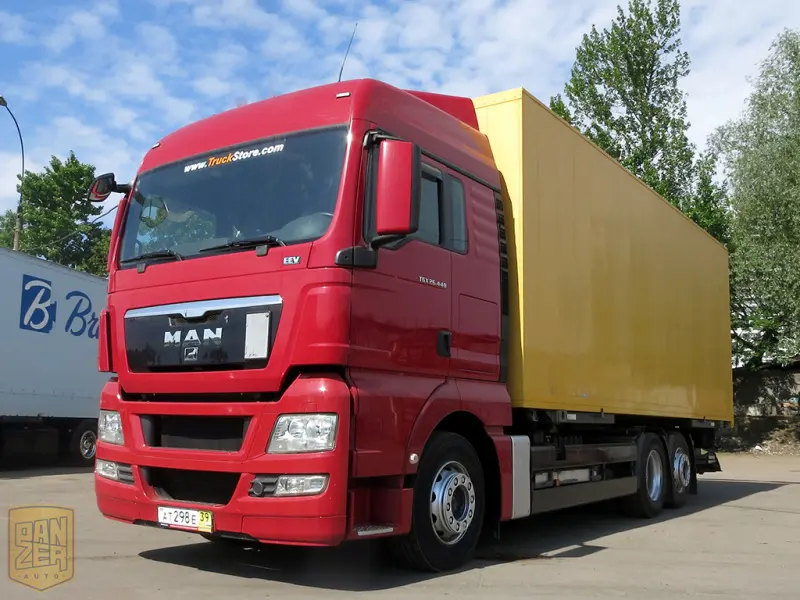 Грузовой фургон MAN TGX 26.440, 2011 год | photo 0