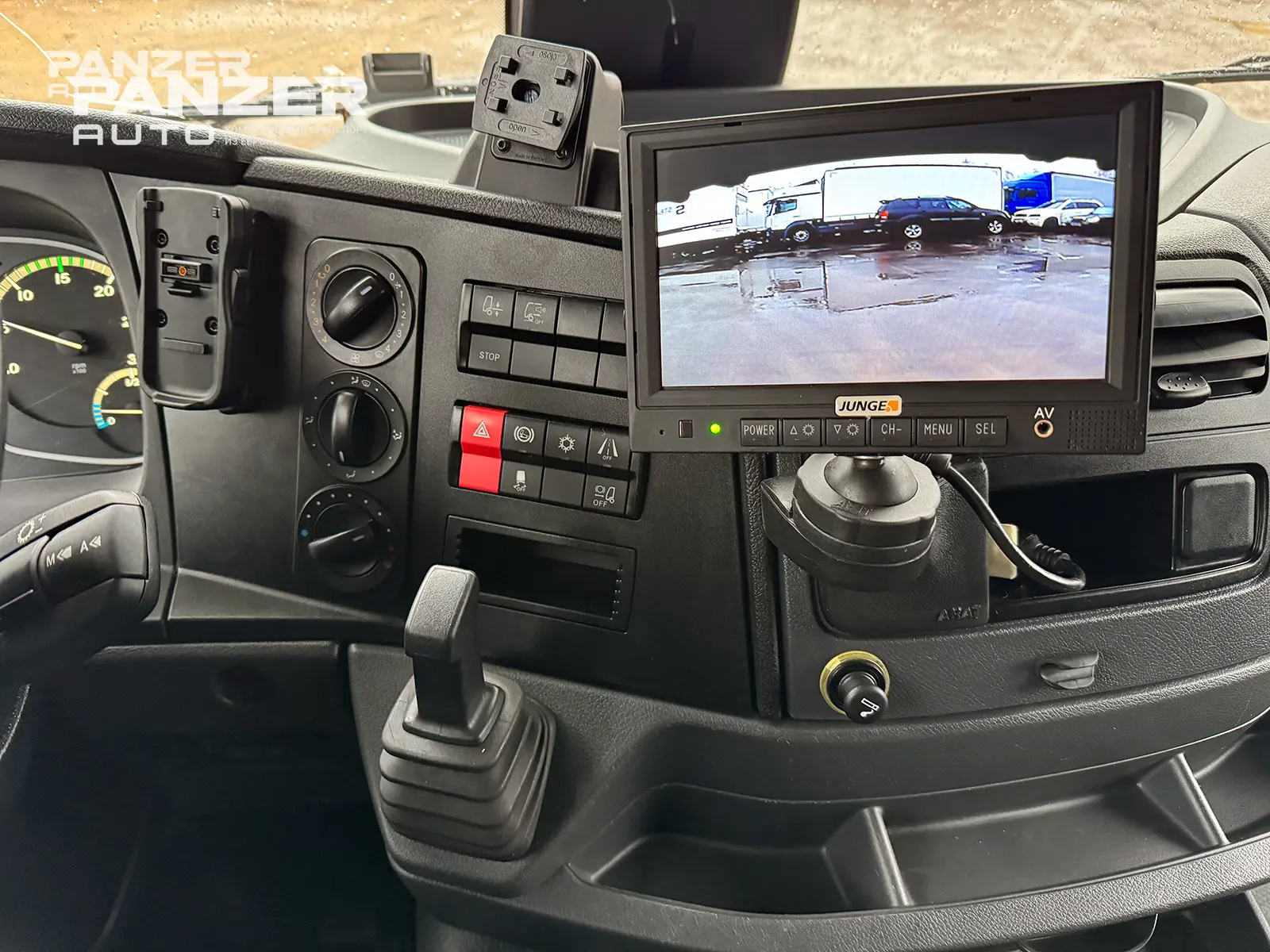 Mercedes Atego 1230, 2019 год, штора 46 кубов, ворота - фото 34