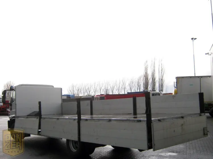 Iveco EuroCargo ML160E22, 2012г, бортовой грузовик, борт 7.8 м, 3-х местный, состояние нового - фото 8