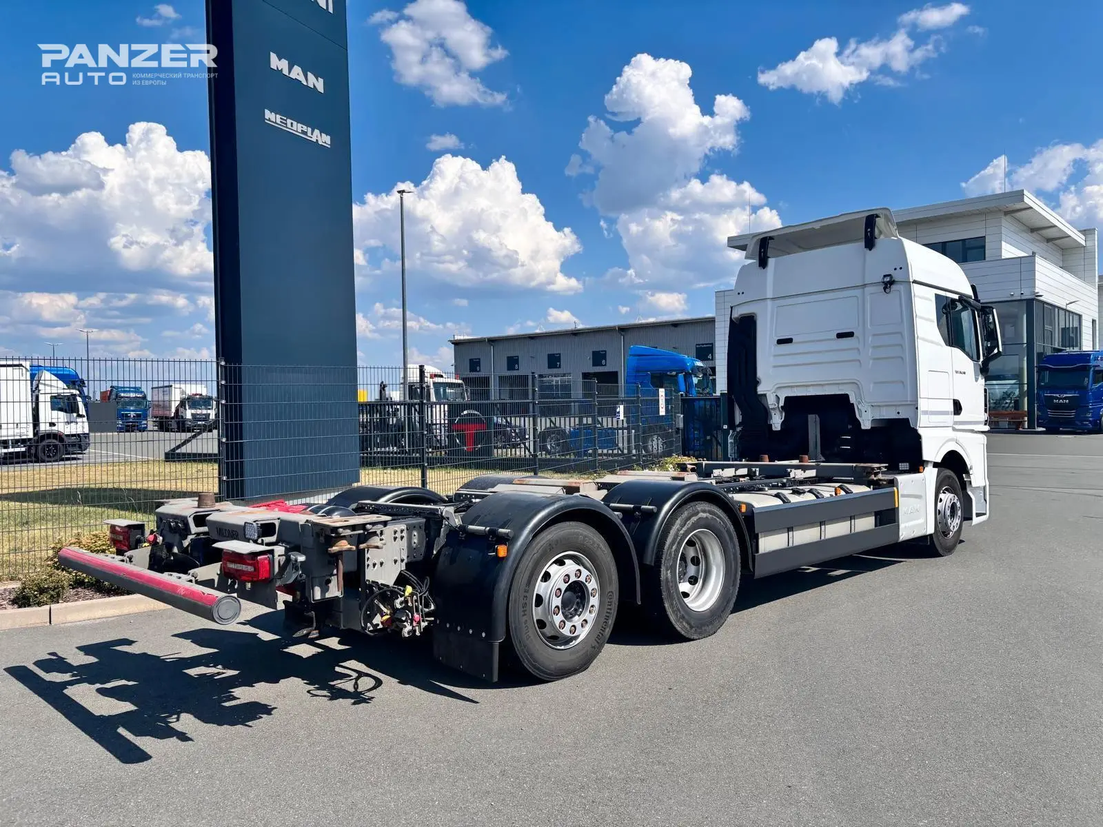 Грузовик MAN TGX 26.510, 2023 год, 15 тонник, 6x2, BDF контейнеровоз - фото 6