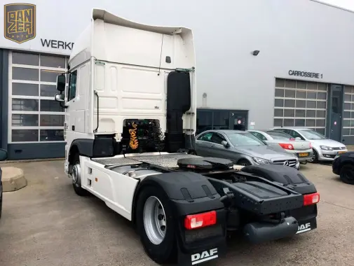 Тягач DAF XF 106.460, 2014 год, Super Space Cab, без пробега по РФ - фото-детальных