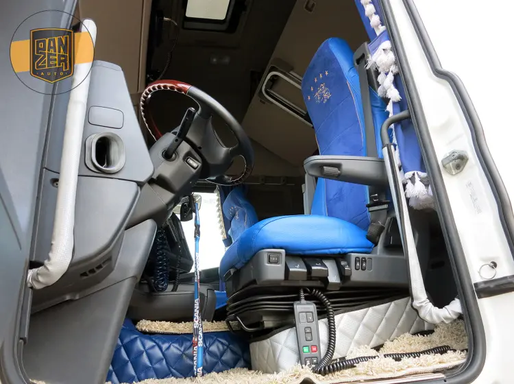 Тягач Scania R450 Streamline, 2014 г, АКПП, кабина Topline, работал на Европу - фото-детальных 2