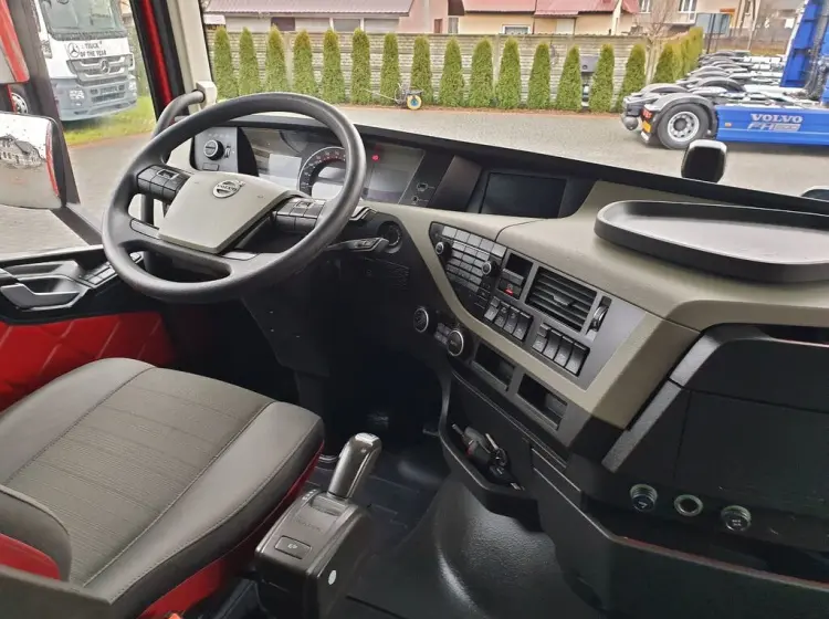 Тягач Volvo FH 500, 6х2, Globetrotter XL, ленивец сзади, без пробега по РФ - фото-детальных 4