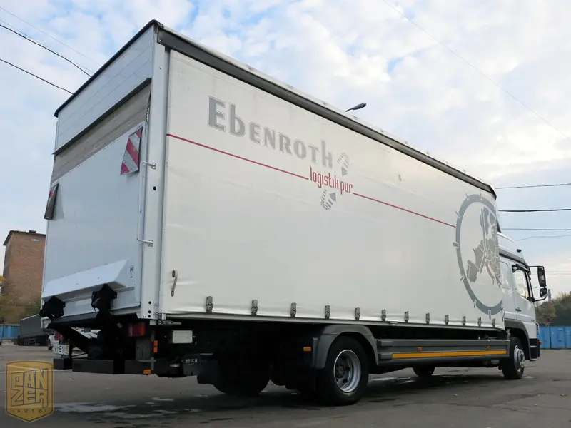 Грузовик тентованный Mercedes Atego 1229, 2012 год | photo 1