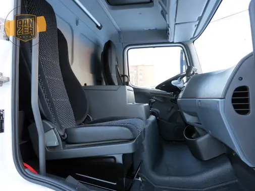 Mercedes Atego 1218 L, изотермический фургон 8.2м, 2011 г, гидроборт - фото 12