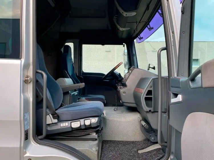 Автовоз на 3 авто MAN TGL 12.240 BL, спальная кабина, без пробега по РФ - фото 7
