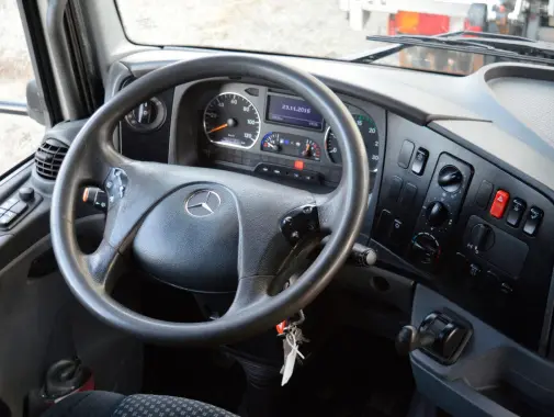 Mercedes Atego 1224 L, 2011г, тент шторки 50м3, гидролифт, кабина Мегаспейс - фото 4