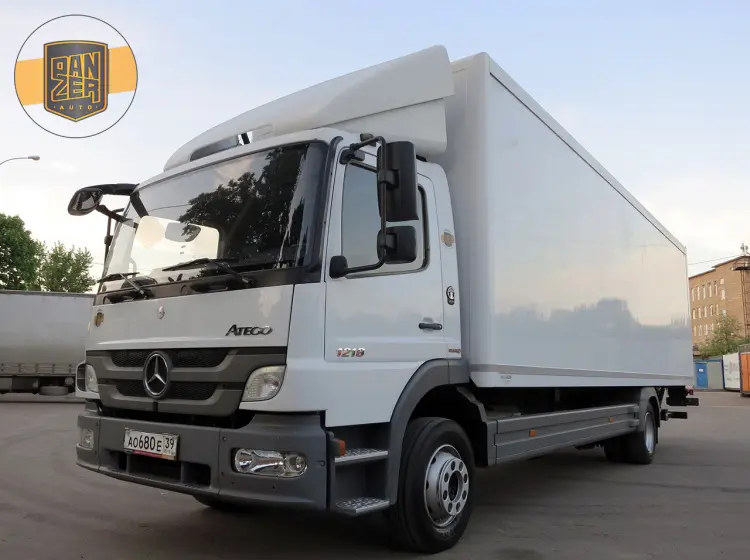 Mercedes Atego 1218 L, изотермический фургон 8.2м, 2011 г, гидроборт - фото
