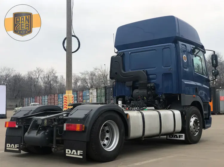 Тягач DAF CF 85.410, 2010 г, ADR, МКПП, Евро-5 - фото-детальных 9